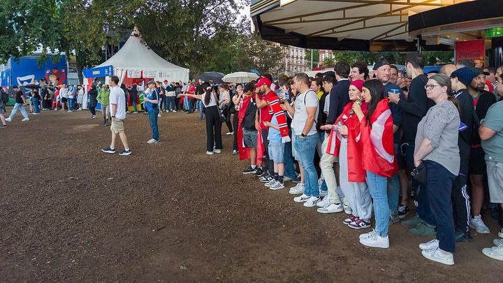 挖曼联墙角？C罗亲自下场游说B费去沙特，3点决定交易不可能实现（封面配图）